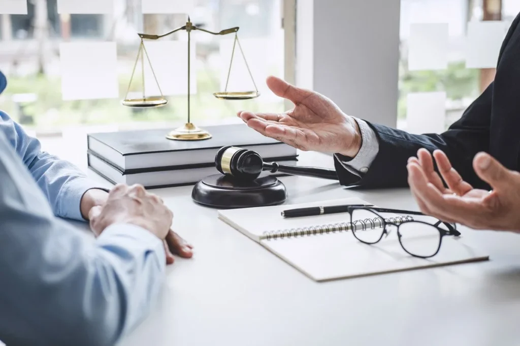 Key Reasons to Choose a Broker for Professional Indemnity Insurance in Cardiff