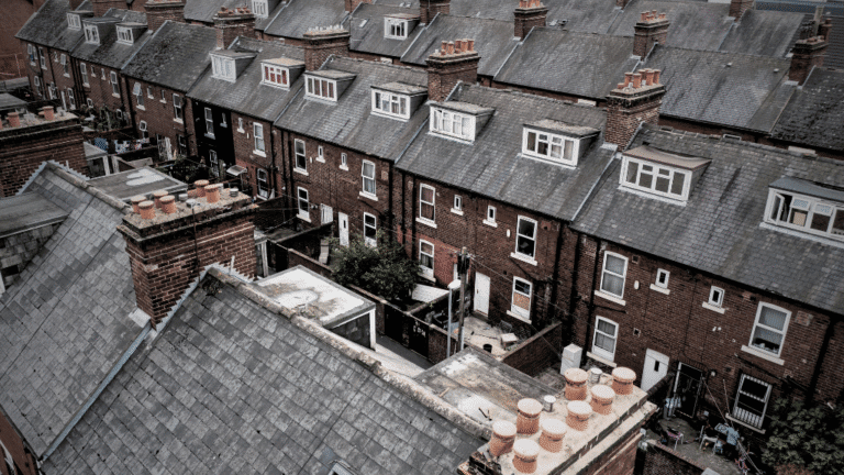 Property Disputes in Bromley: What Happens When You Call a Solicitor